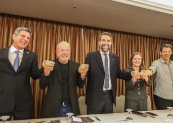 Pesquisa Datafolha: Lula ganharia eleição no primeiro turno