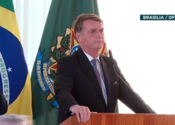 Bolsonaro ataca o TSE: Candidatos criticam conduta do presidente contra o sistema eleitoral brasileiro