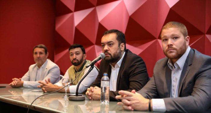Claudio Castro faz balanço de investimentos para moradores da zona sul do Rio