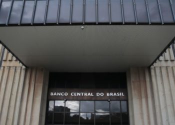Taxa Selic: Banco Central deve anuncia taxa de 13,75%