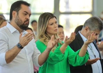 Governador do Rio, Claudio Castro no primeiro dia de campanha pela reeleição