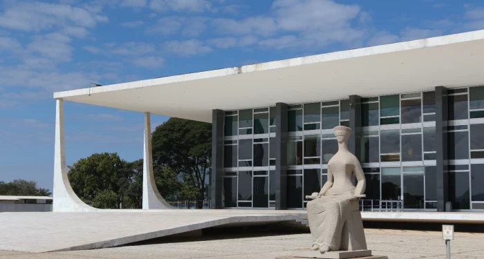 STF: lei de prerrogativas para ação de improbidade