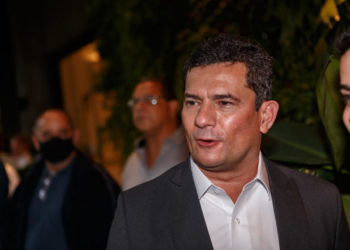 Polícia na casa de Sérgio Moro: Ex-juiz alvo de busca e apreensão no Paraná