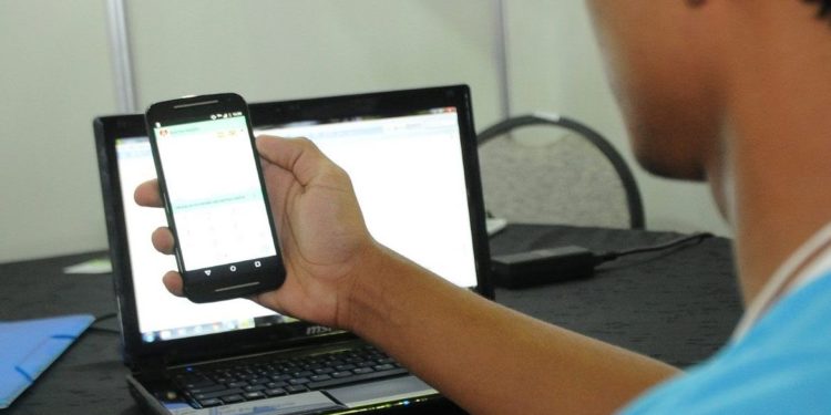 Acesso à internet: equipamentos mais usados para acesso aos conteúdos em 2021