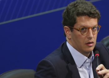 Ricardo Salles: ministro do Meio Ambiente atropelou motoboy