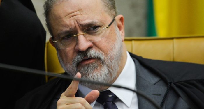 Augusto Aras: ação contra resolução do TSE no STF