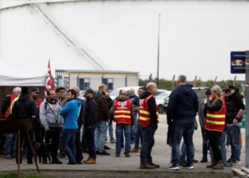 Crise de combustíveis na França: entenda os motivos da escassez