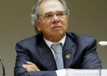 Paulo Guedes: o que o ministro falou sobre reajuste de salário mínimo e aposentadorias