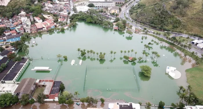 Arraial do Cabo-RJ: a cidade rica é uma tragédia administrativa.