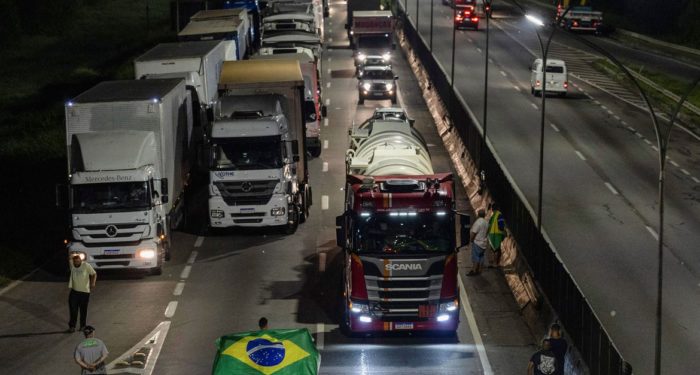 STF manda desbloquear rodovias