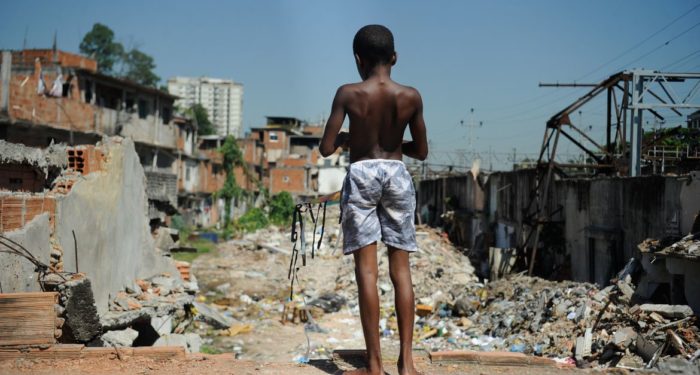 Brasil: país está entre os 10 mais ricos do mundo, mas ainda convive com extrema desigualdade