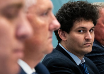 Criptomoedas: entenda a fraude da FTX Group.