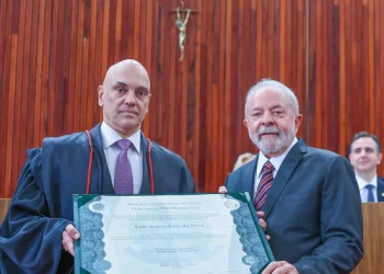 STF: Alexandre de Moraes proíbe porte de armas no DF até depois da posse de LUla