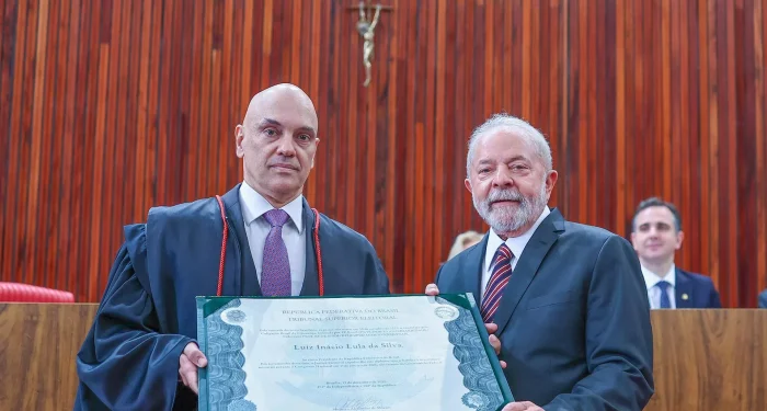 STF: Alexandre de Moraes proíbe porte de armas no DF até depois da posse de LUla