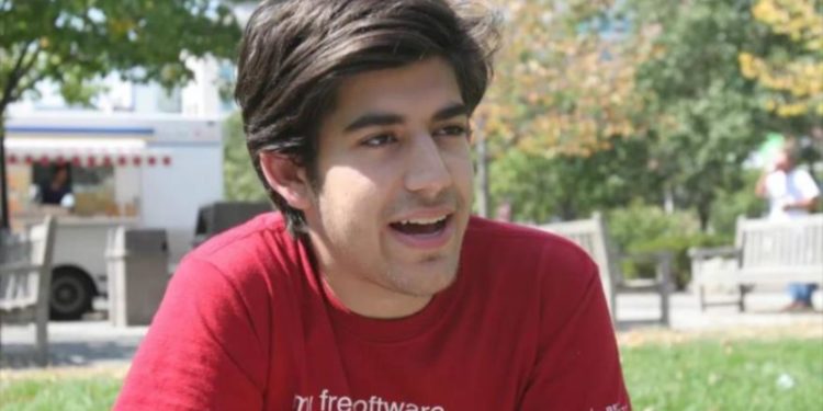 Aaron Swartz: o jovem gênio programador de computador que abalou as estruturas das big techs.