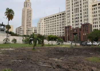 Fim do acampamento de extremistas no Centro do Rio e mais de 22 toneladas de lixo