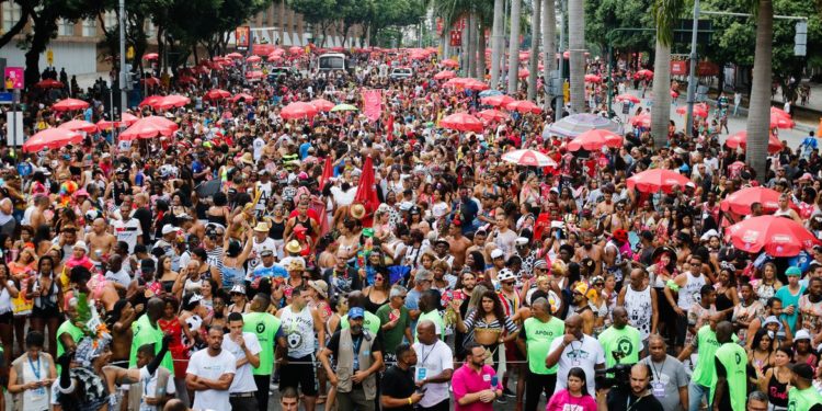 Blocos de rua: Desfiles no Rio de Janeiro a partir do dia 20 de Janeiro de 2022.