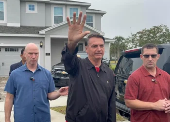 Jair Bolsonaro e o salário do PL: como ex-presidente poderá receber R$ 39,2 mil de salário do partido.
