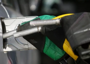 Notícias do Brasil e do Rio de Janeiro: MP de Lula zera alíquota sobre óleo diesel e gás até dezembro de 2023.