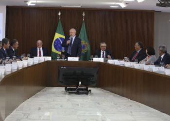 Encontro de Lula com governadores: presidente recebe lista de projetos prioritários para o Estado do Rio.