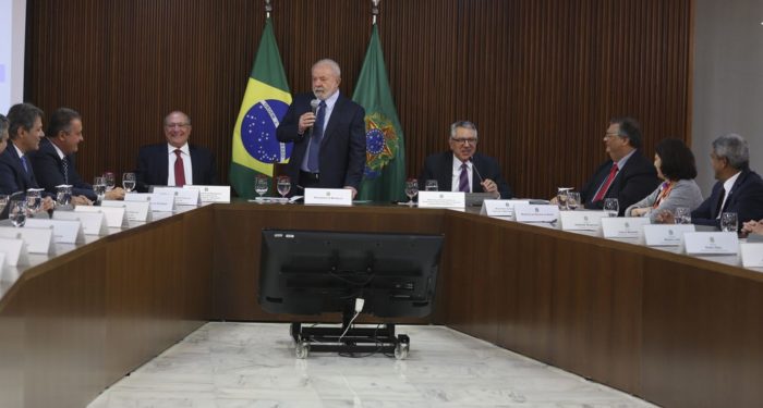 Encontro de Lula com governadores: presidente recebe lista de projetos prioritários para o Estado do Rio.