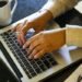 Negócios online no RJ: Faturamento das pequenas e médias empresas com vendas online no Estado do Rio de Janeiro.