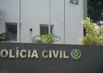 Policial Civil do Rio em ato antidemocrático: Governo do Estado anuncia punição de agente.