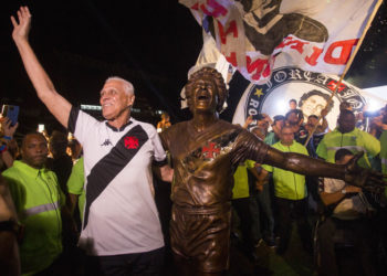Morte de Roberto Dinamite: Vasco da Gama de luto pela morte do maior ídolo do clube.