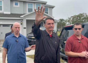 Bolsonaro nos EUA: Ex-presidente deve enfrentar pedido de extradição dos EUA para o Brasil.