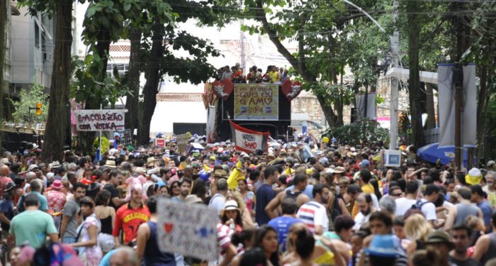 Blocos de rua Rio de Janeiro: mais de 40 blocos desfilando no primeiro fim de semana de fevereiro.