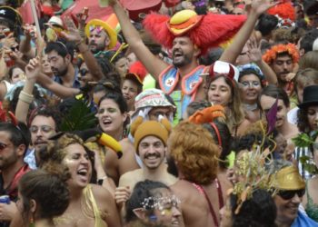 Bloco de rua no Rio de Janeiro: Saiba como foi o desfile do Cordão do Boitatá.
