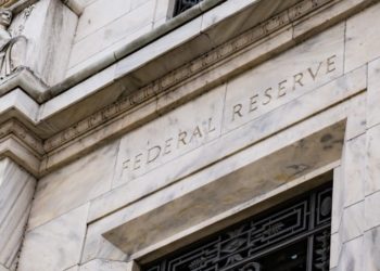 Déficit Público nos EUA: dívida do país chega a US$ 36 trilhões.