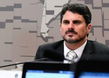 Marcos do Val: confissões do Senador bolsonarista sobre tentativas de golpe.