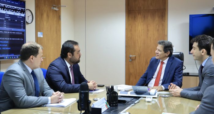Governador Claudio Castro com Fernando Haddad: O déficit bilionário nas contas do Rio de Janeiro