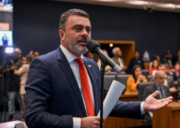 Triciclo e Sooter: projeto regulamentar emplacamento e circulação desses veículos no Estado do Rio.