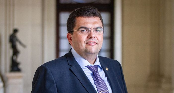 Alerj: Chico Machado saí do governo do Rio para retomar mandato na Alerj.
