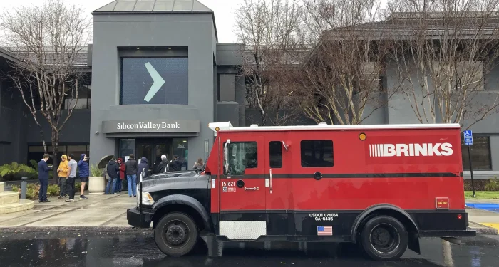 Silicon Valley Bank: a instituição bancária que fechou as portas e ativou o gatilho de pânico no mercado norte-americano