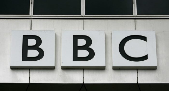 BBC: emissora britânica é financiada pelo governo.
