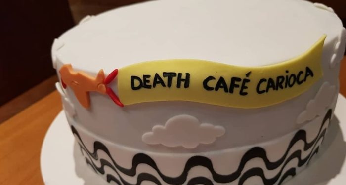 Detah Café: saiba como acontece o encontro no campo santo Cemitério da Penitência, no Rio.