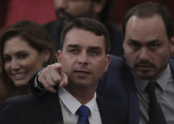 O relatório do Ministério Público do Rio de Janeiro que implica Carlos Bolsonaro, filho do presidente Jair Bolsonaro.