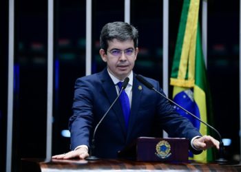 Randolfe Rodrigues: o que levou o senador a se desligar do partido Rede.