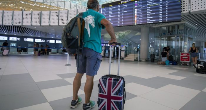 Reino Unido: o que o país está fazendo para se livrar dos criminosos albaneses.