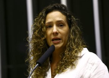 Vereadora Mônica Benício (Psol-RJ): viúva de Marielle Franco denuncia ameaça de "estupro corretivo".