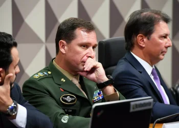 Mauro Cid: ex-assessor de Bolsonaro faz opção por confissão espontânea.