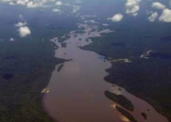 Essequibo: uma área rica em petróleo disputa por Venezuela e Guiana que os EUA querem invadir.