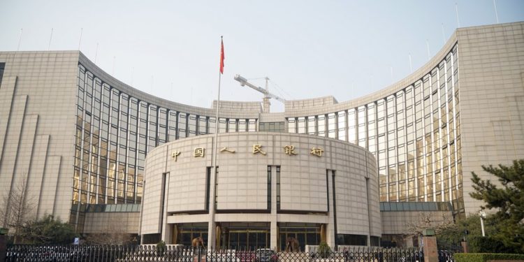 Banco Central da China: gigante asiático vendendo títulos da dívida dos EUA.