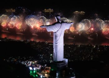 Rio de Janeiro: o que a prefeitura anunciou na programação da virada de ano em Copacabana e carnaval 2024.