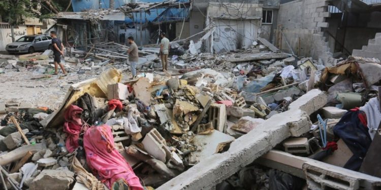 Israel comete de crime de guerra em Gaza: o ataque ao campo de refugiados de Jabalia.