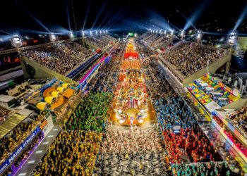 Carnaval do Rio 2024: a venda de ingressos para os desfiles na Marquês de Sapucaí.