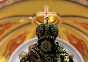 Crime na igreja ortodoxa da Rússia: padre matou esposa e escondeu a cabeça na geladeira.